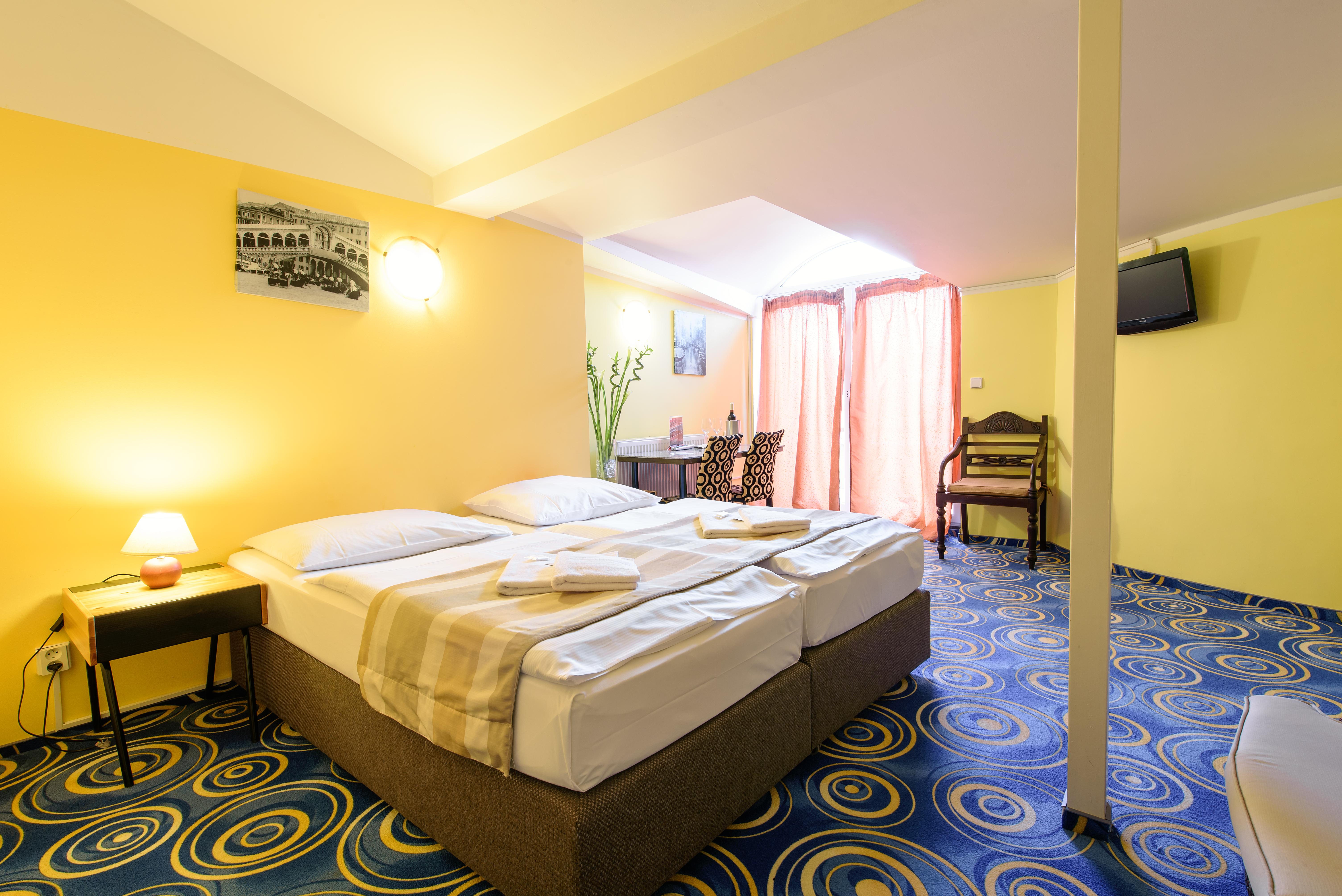 פראג Hotel Otakar מראה חיצוני תמונה