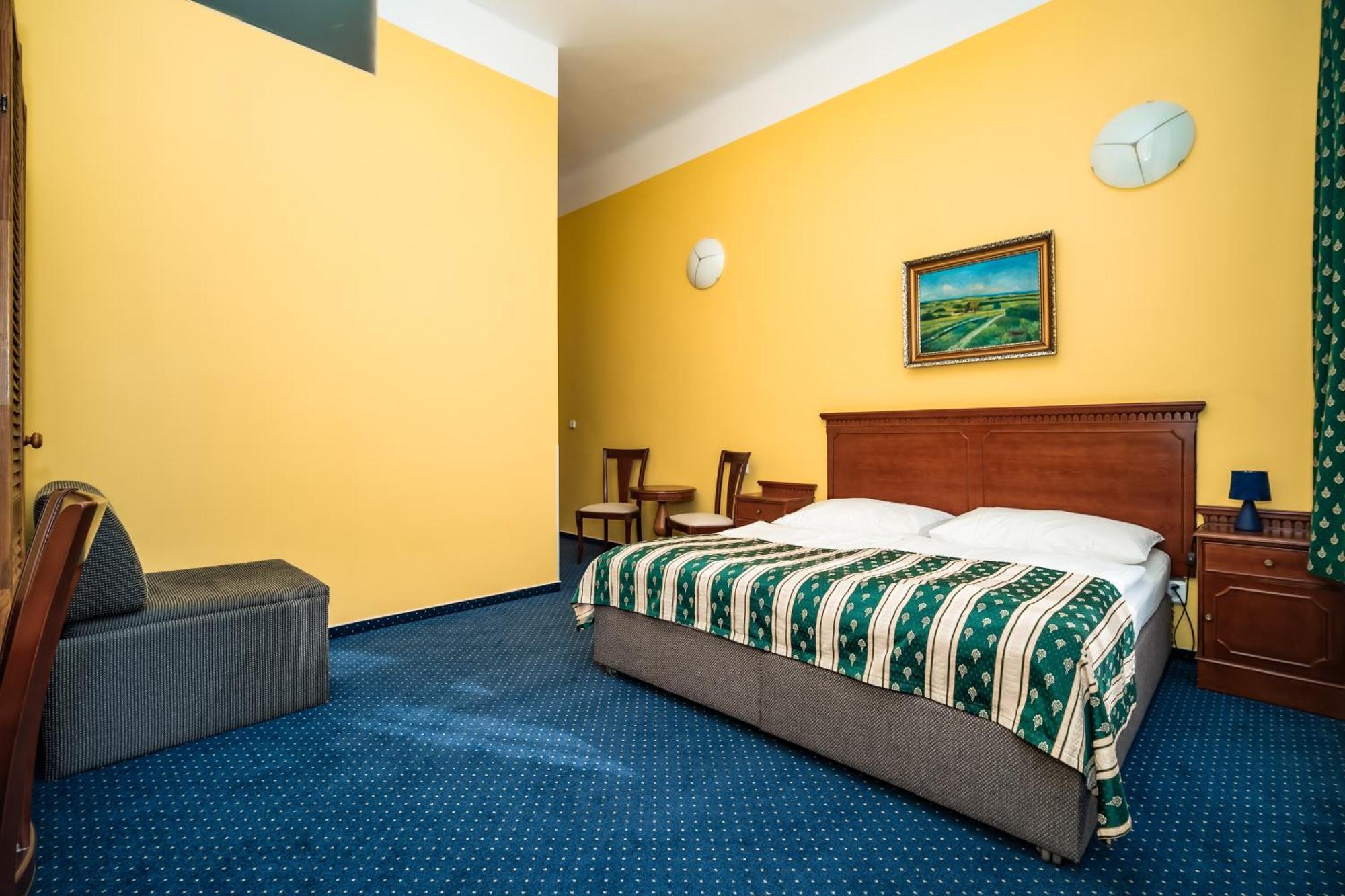 פראג Hotel Otakar מראה חיצוני תמונה