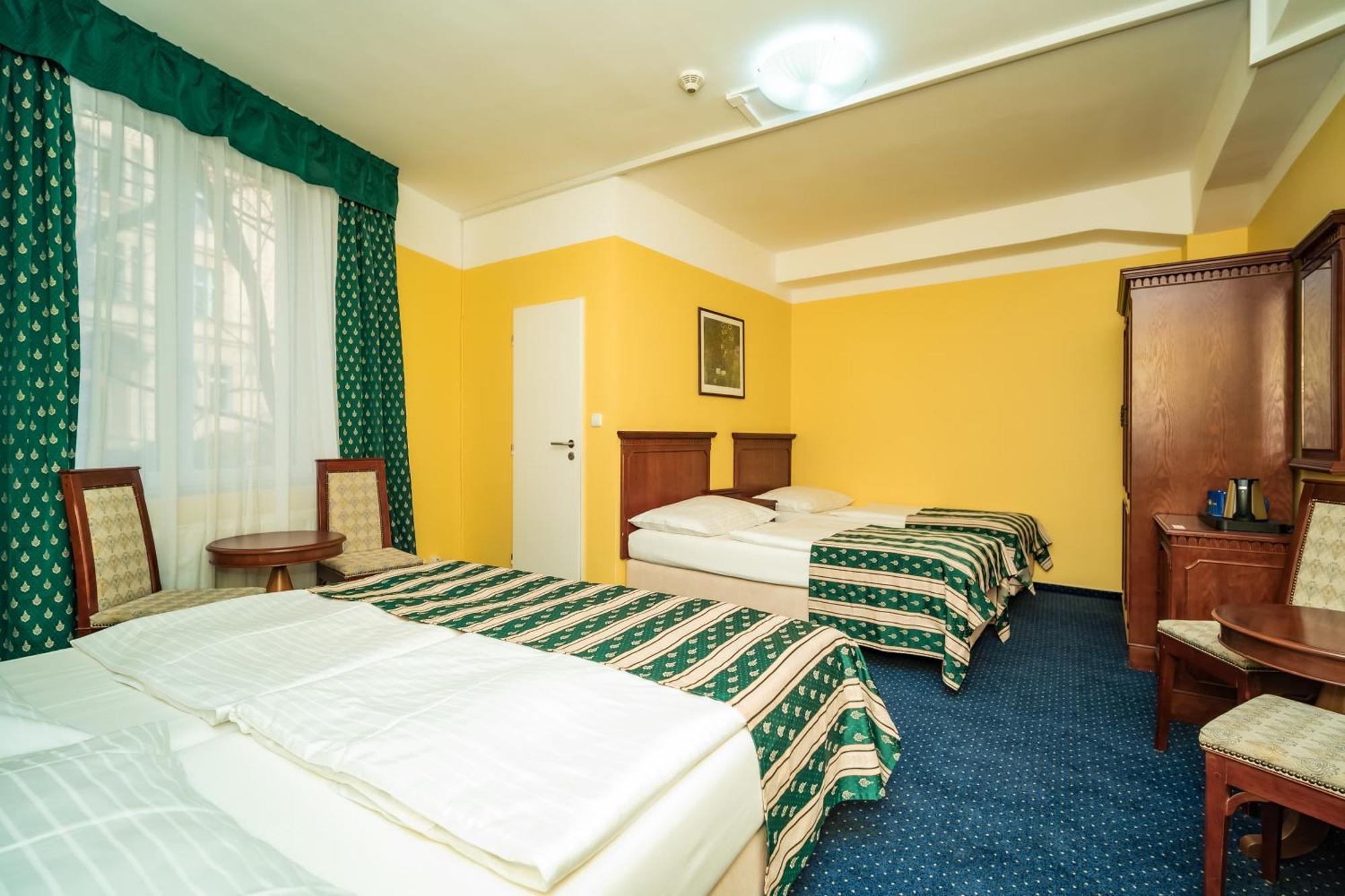 פראג Hotel Otakar מראה חיצוני תמונה