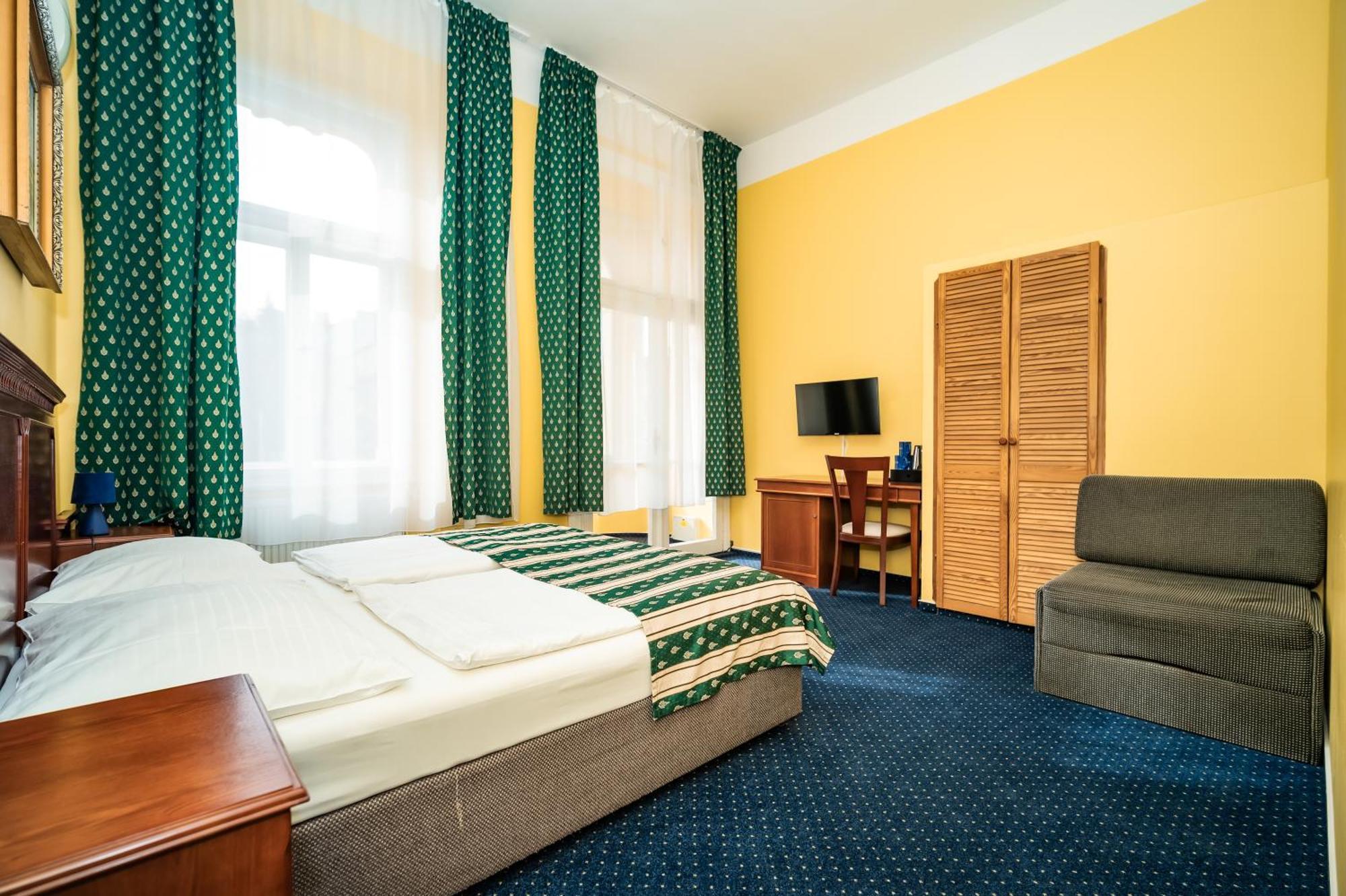 פראג Hotel Otakar מראה חיצוני תמונה