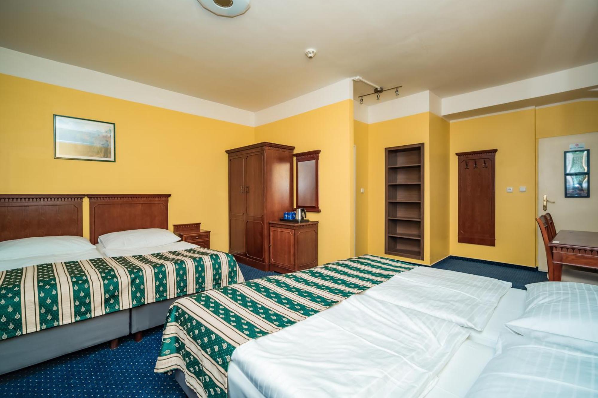 פראג Hotel Otakar מראה חיצוני תמונה